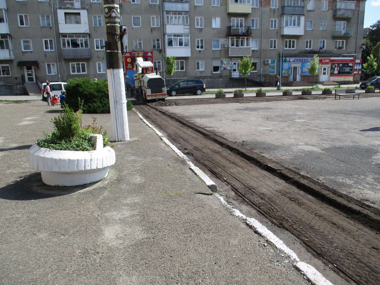 Реконструкція площі Героїв Майдану в Новому Роздолі