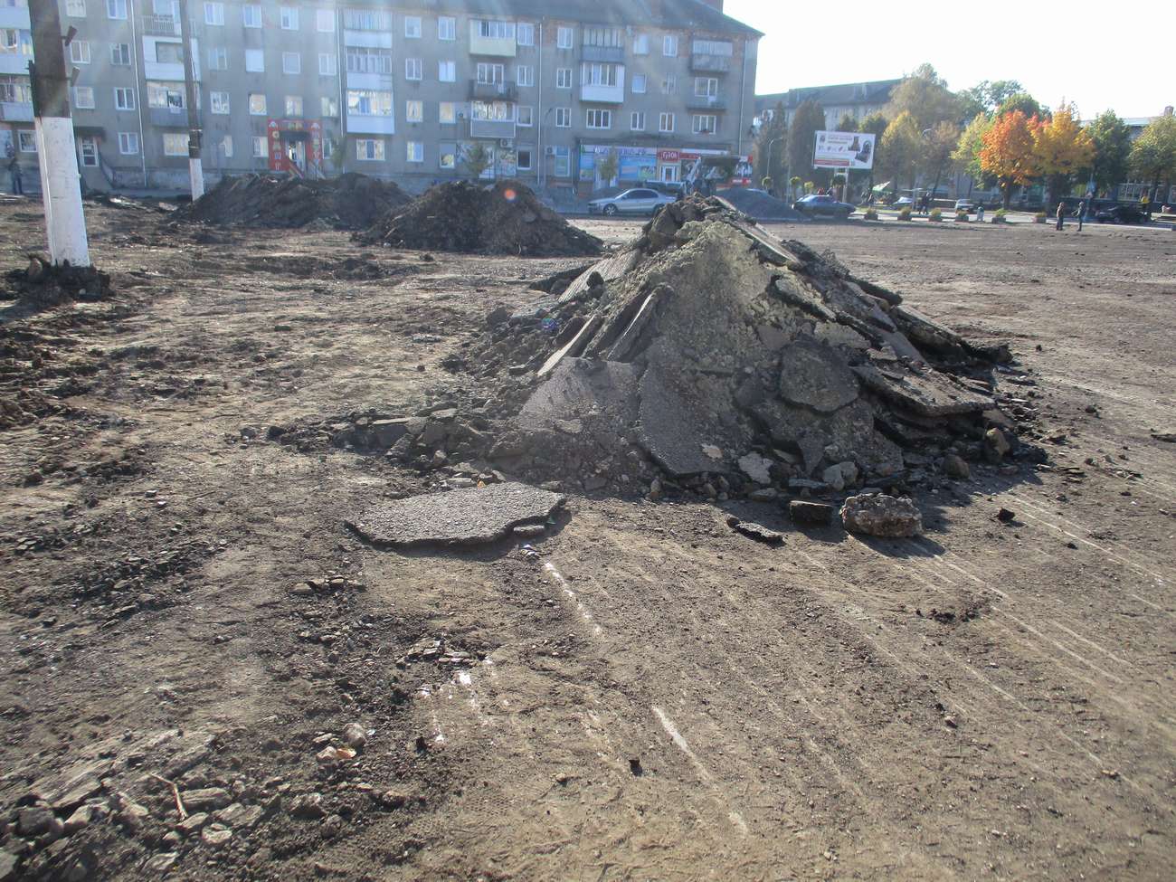 Реконструкція площі Героїв Майдану в Новому Роздолі