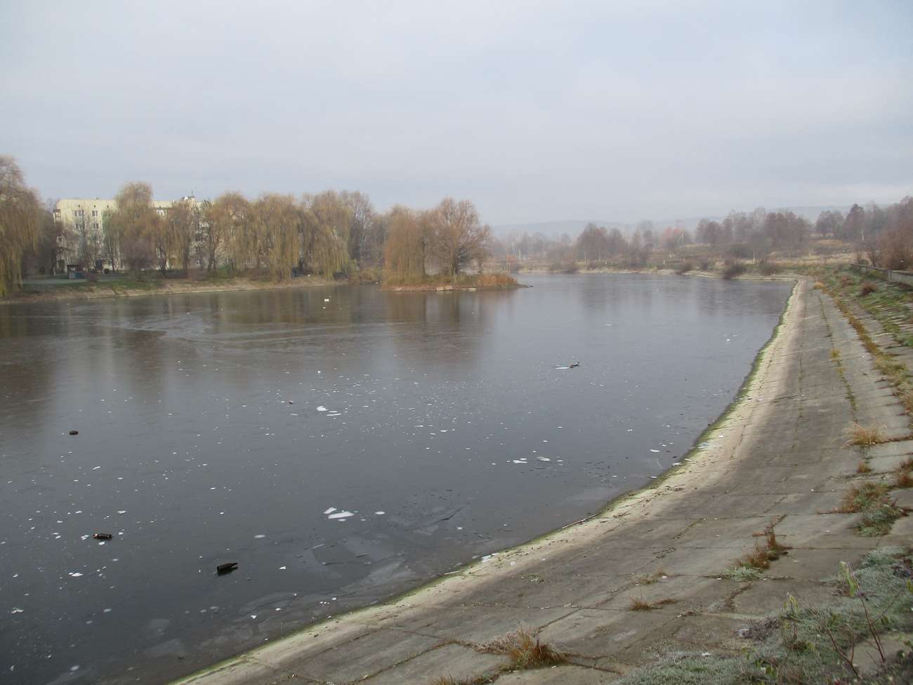 🏊 Озеро Набережна