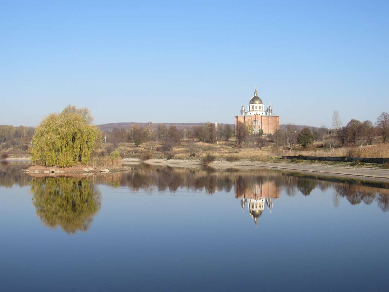 🏊 Озеро Набережна