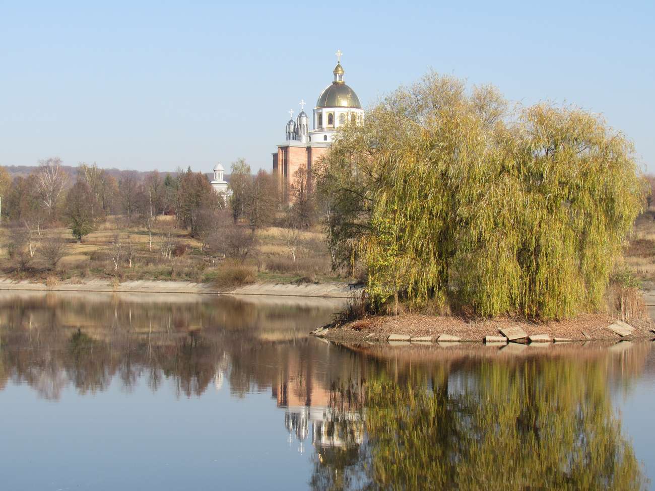 🏊 Озеро Набережна