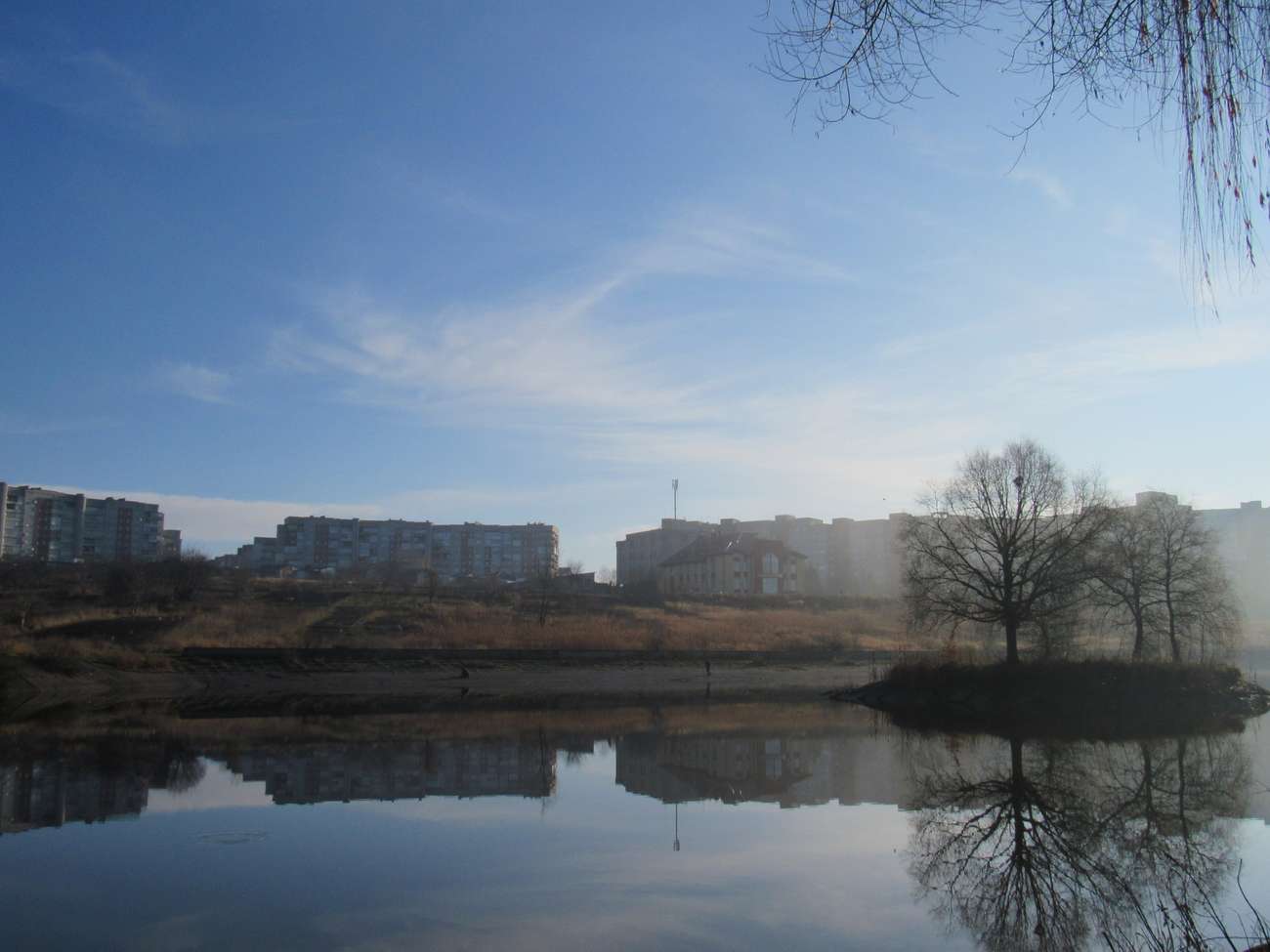 🏊 Озеро Набережна