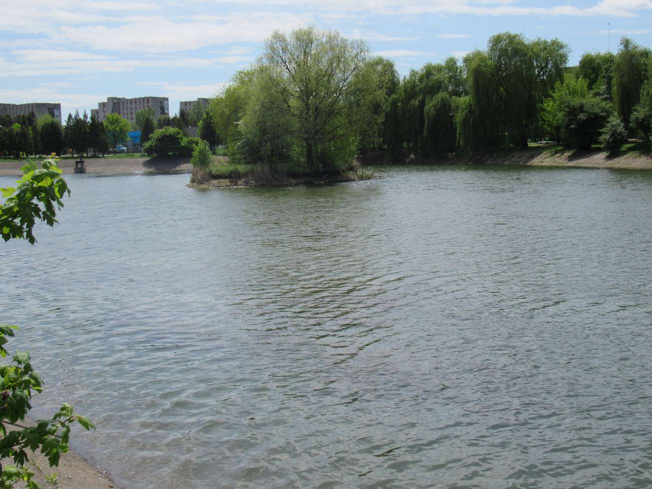 🏊 Озеро Набережна