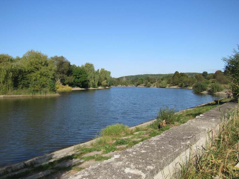 🏊 Озеро Набережна