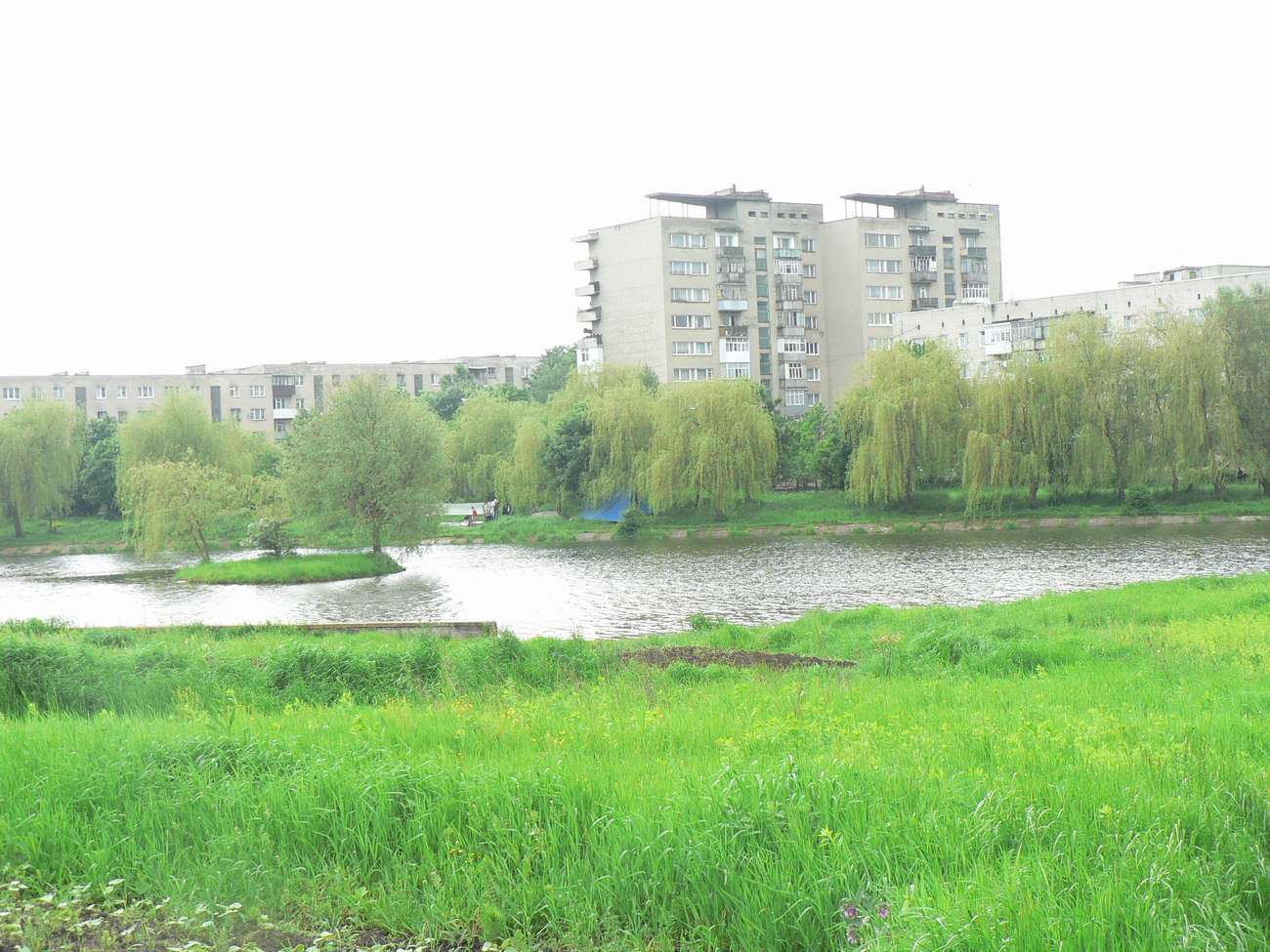 🏊 Озеро Набережна