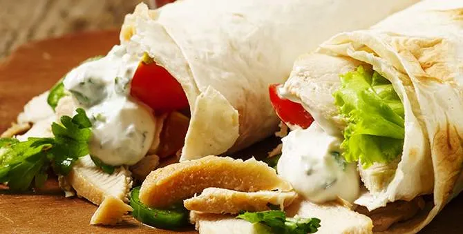 Шаурма з куркою і сиром