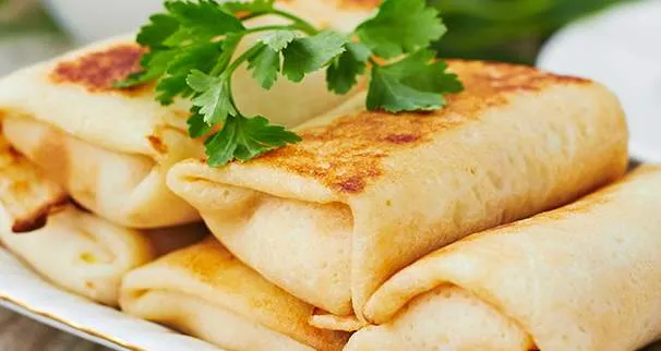 Млинці з мясом і сиром Млинці з мясом і сиром