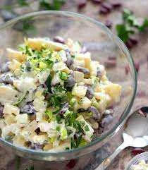 Салат з фасоллю і сиром