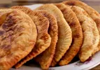 Чебуреки на горілці