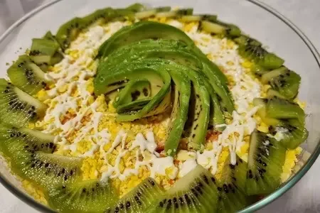 Салат з ківі