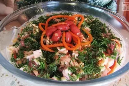 Салат з шинкою, квасолею і морквою по-корейські