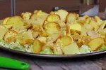 Салат з пекінською капустою, куркою і ананасом
