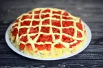 Салат з маринованими грибами